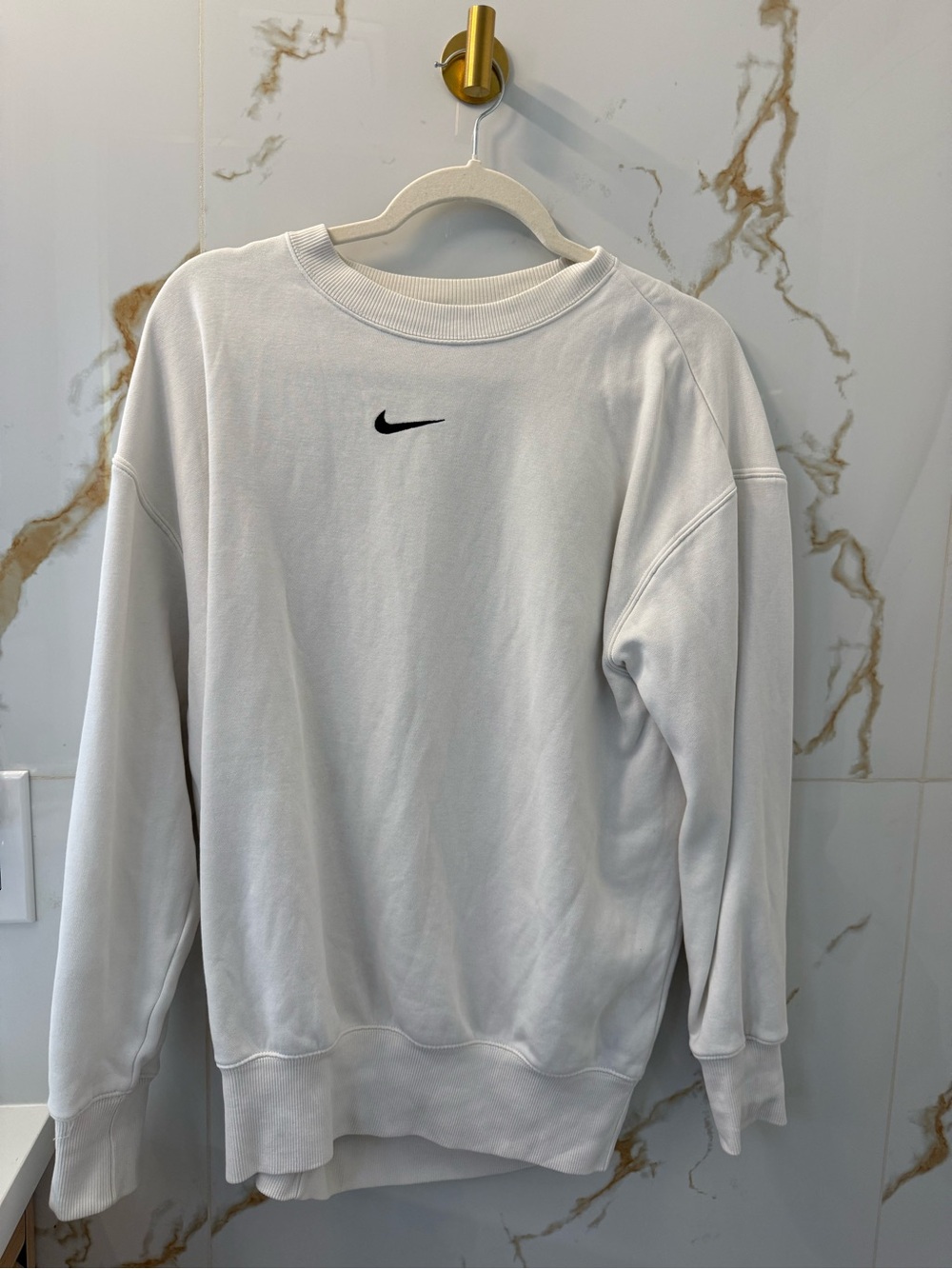 Nike White Crewneck Sweatshirt Oversized
